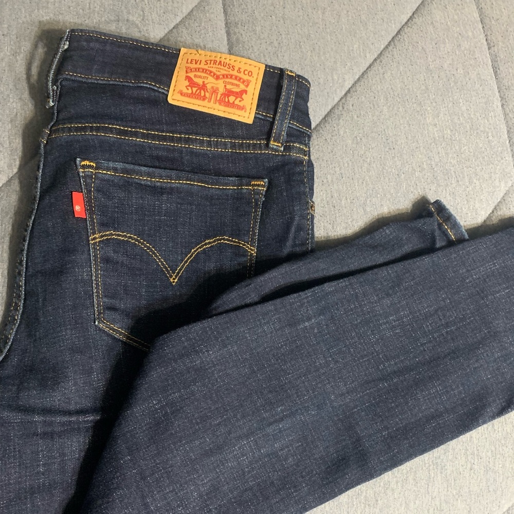 Levi skinny jeans